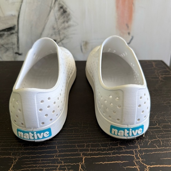 Native Shoes Women's Classic White Watershoes size 8 - Picture 6 of 12
